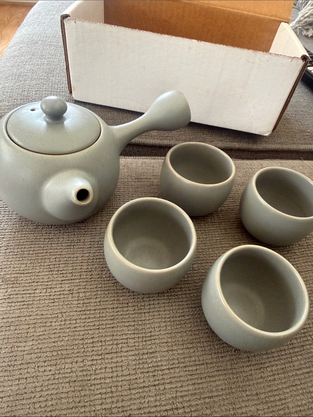 Amazon Olive Green Ceramic Teapot with 4 Matching Cups
